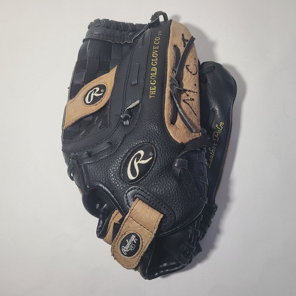 Rawlings Black/Brown 13” PM2709RB The Playmaker Softball Glove RHT Basket-Web